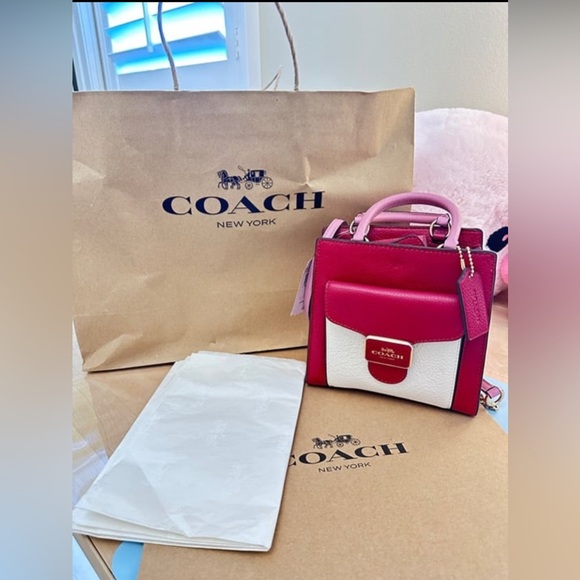 Coach cross body bag. - Picture 13 of 13